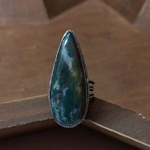 Elegant Teardrop Green Stone Ring